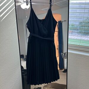 Chic Navy Pleated mini Dress